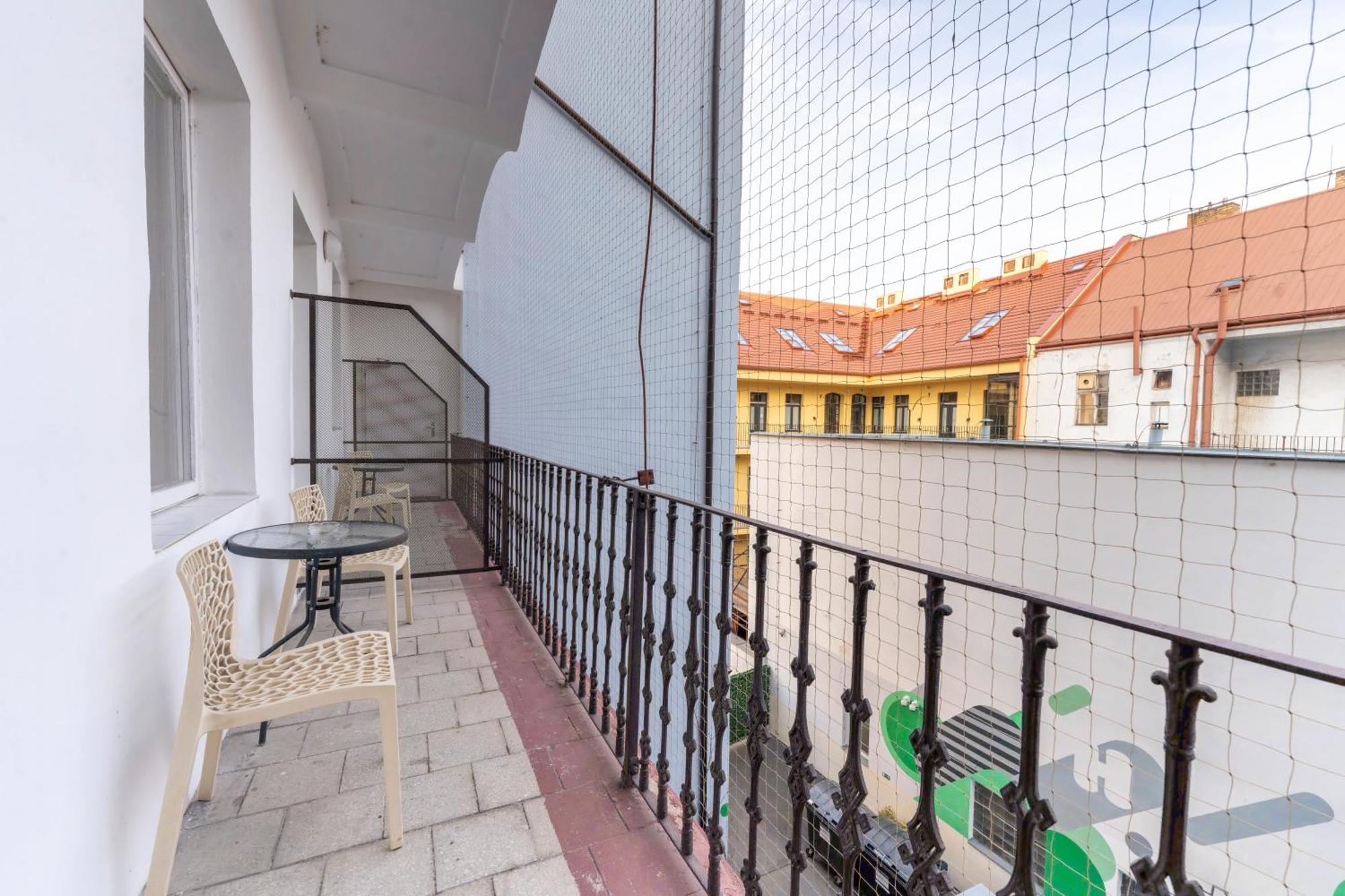 Florenc Hostal